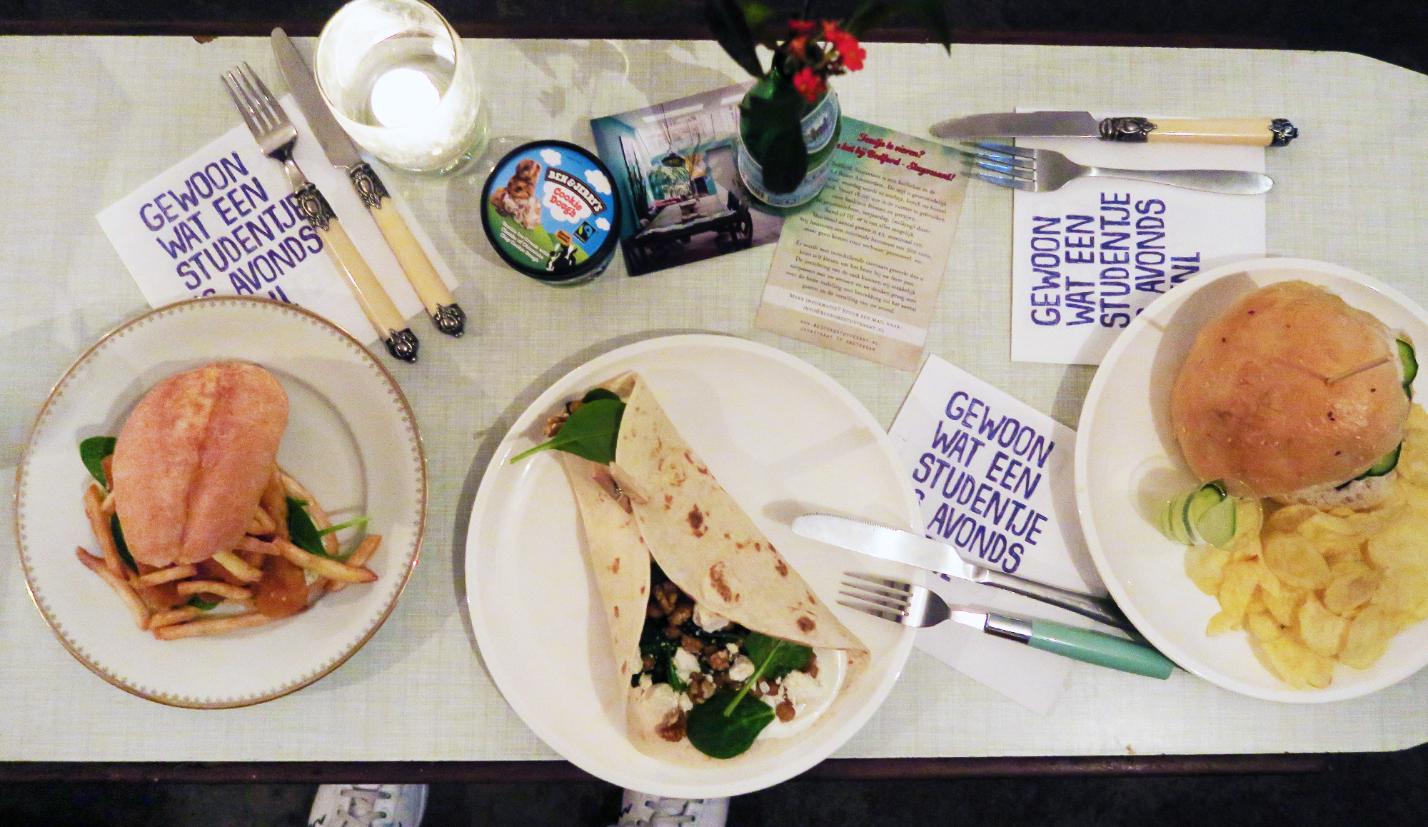 De recepten uit het Gewoon wat een studentje 's avonds Eetcafé - Gewoon