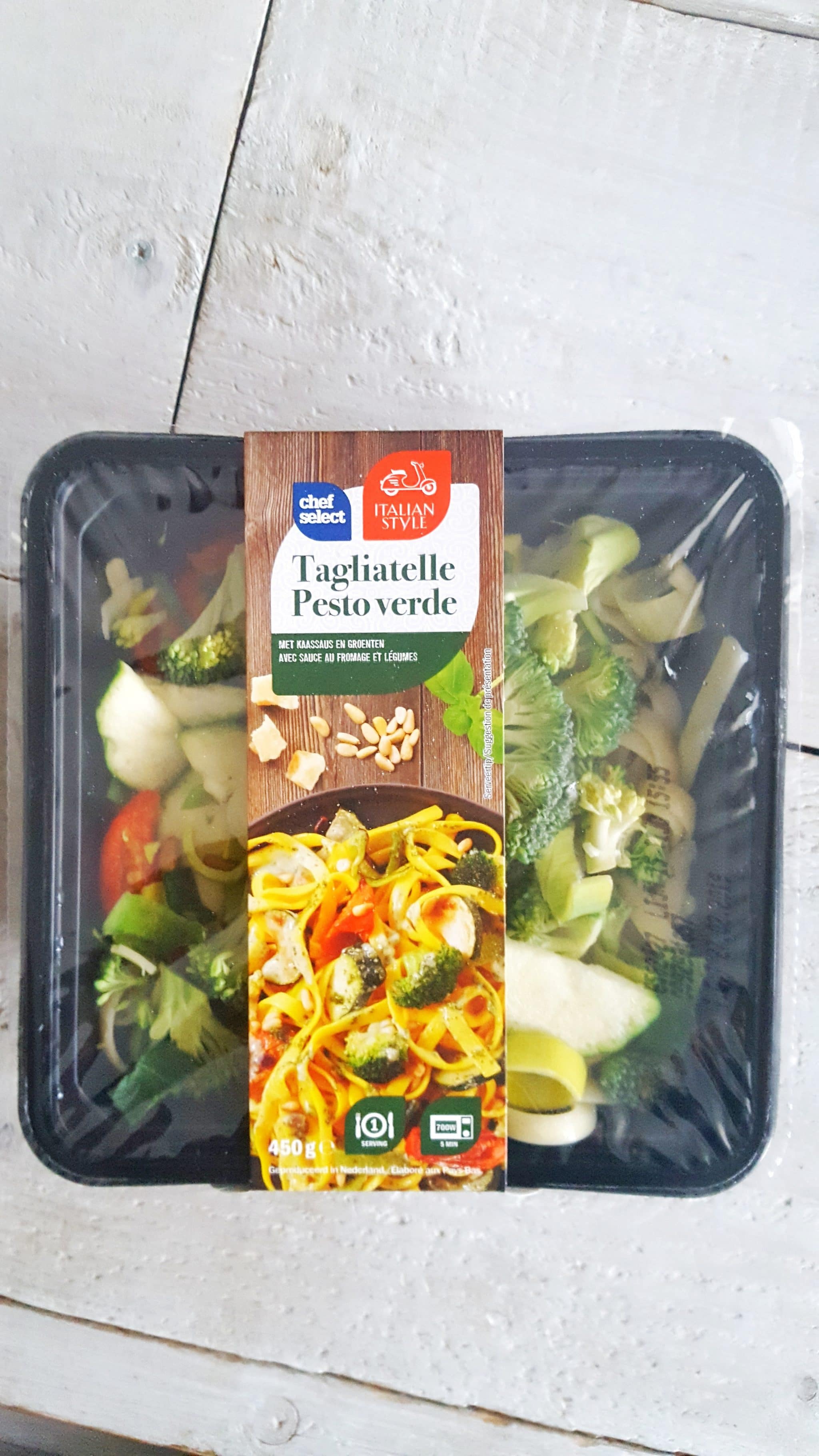 Kant & klaar 9: Tagliatelle Pesto Verde (pasta pesto) van de Lidl! - Gewoon  wat een studentje 's avonds eet