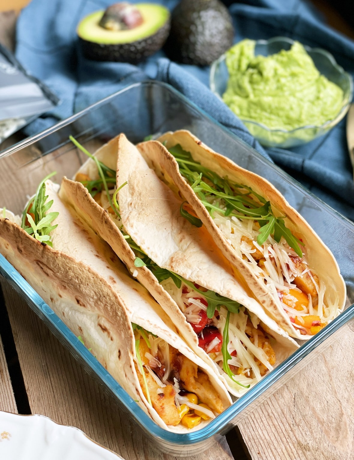 Vegan wraps met paprika's, guacamole, kip & kaas Gewoon wat een