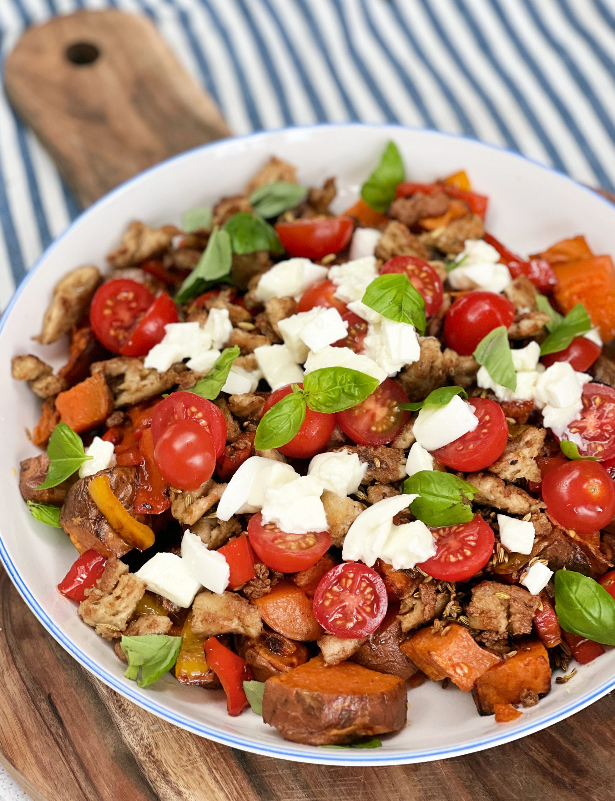 Loaded zoete aardappel caprese