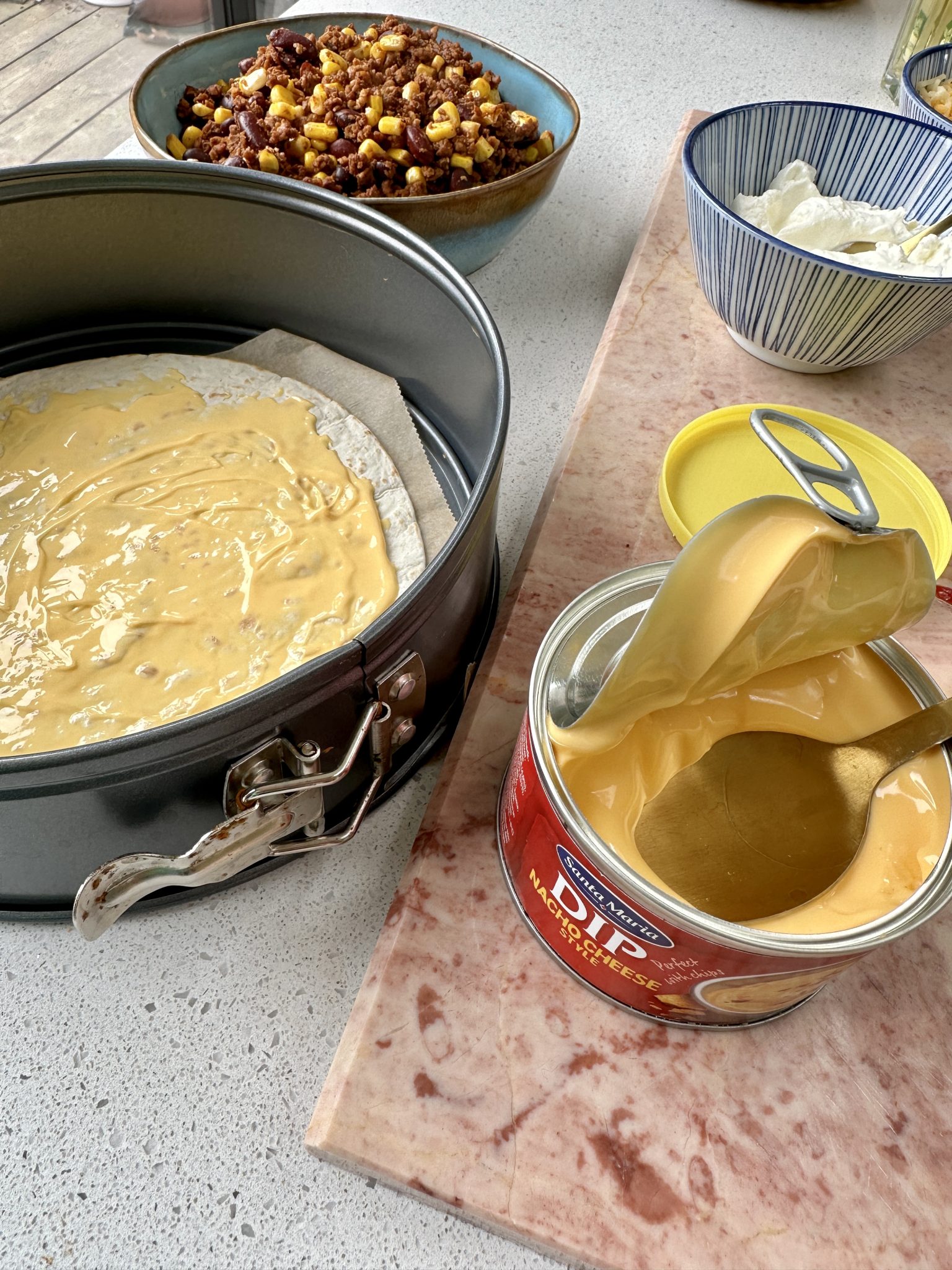 Tortilla taart met gehakt, kaas en paprika Gewoon wat ee..